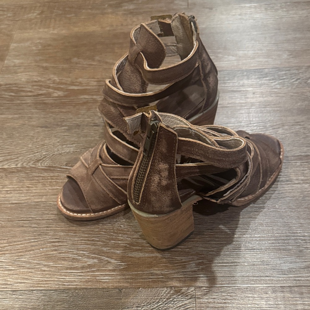Freebird Brown Strappy Heeled Sandals